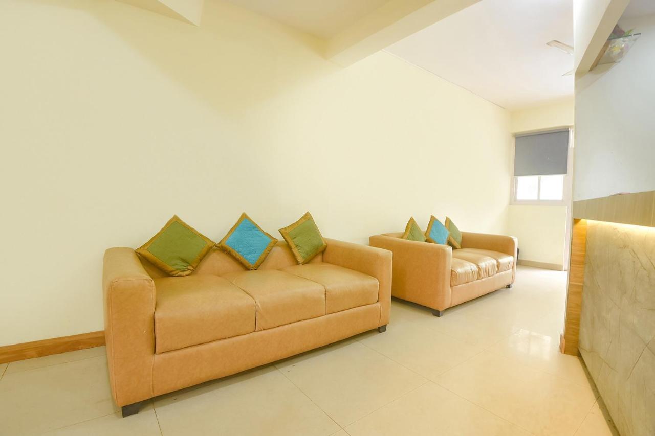 Fabexpress De Classio With Pool - Nr Candolim Beach Hotel Exterior photo